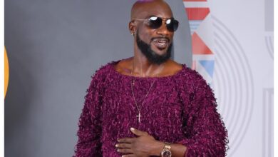 Highlife musician Kwabena Kwabena