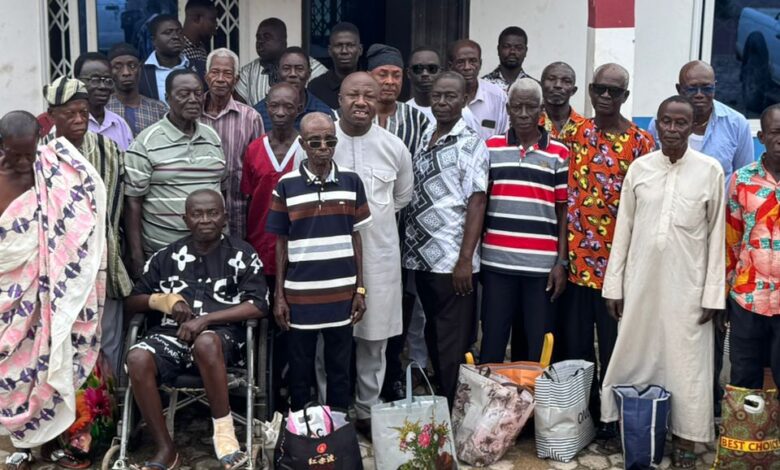 Francis Adomako, Ashanti Regional Organiser of the NPP with the 30 beneficiaries of the father's day kind gesture