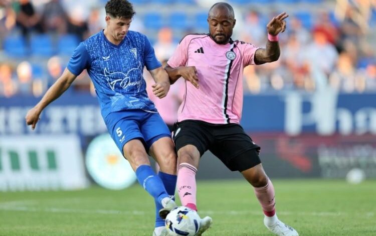 Jordan Ayew (right) in action for Leicester City in friendly game Photo Courtesy: Leicester City