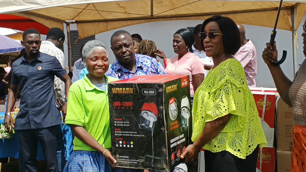 MP right presenting item to beneficiary